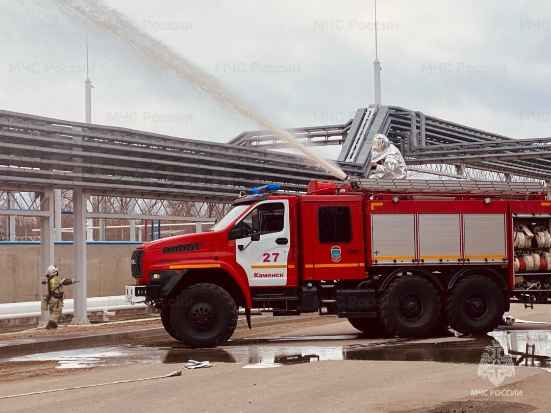 В Каменском районе провели пожарно- тактическое учение на нефтебазе